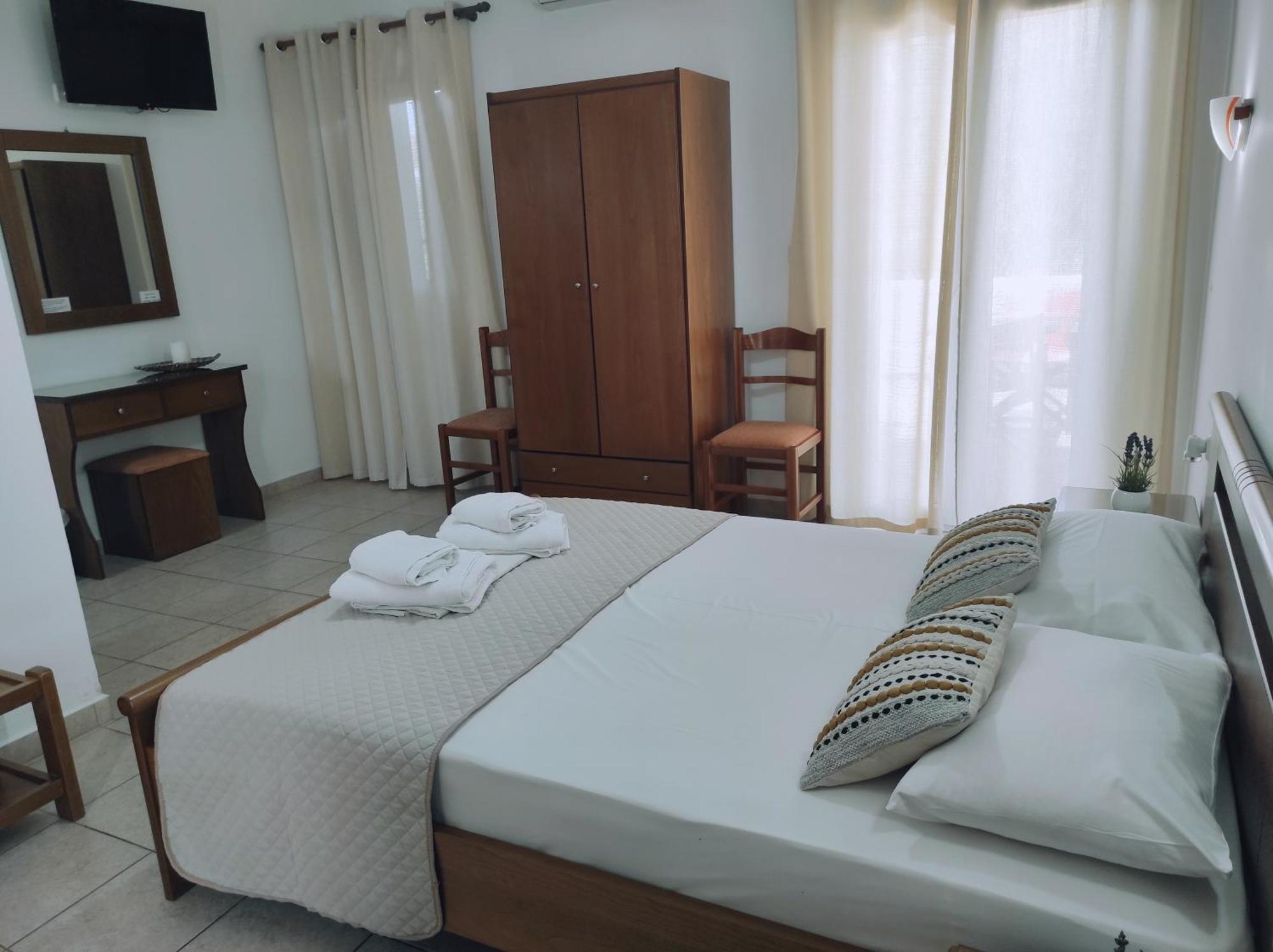 Vythos Apartment Adamantas  Exterior photo