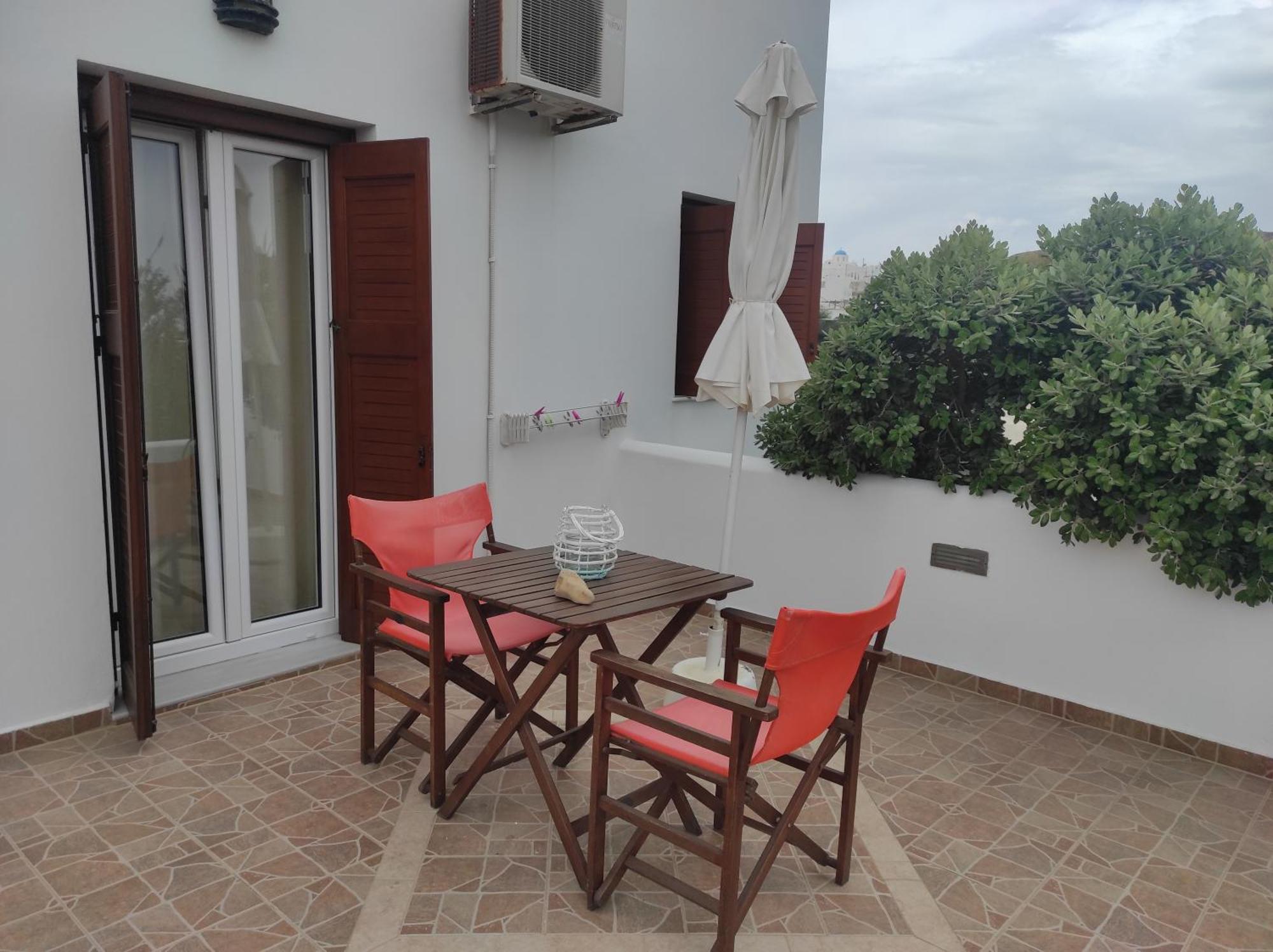 Vythos Apartment Adamantas  Exterior photo
