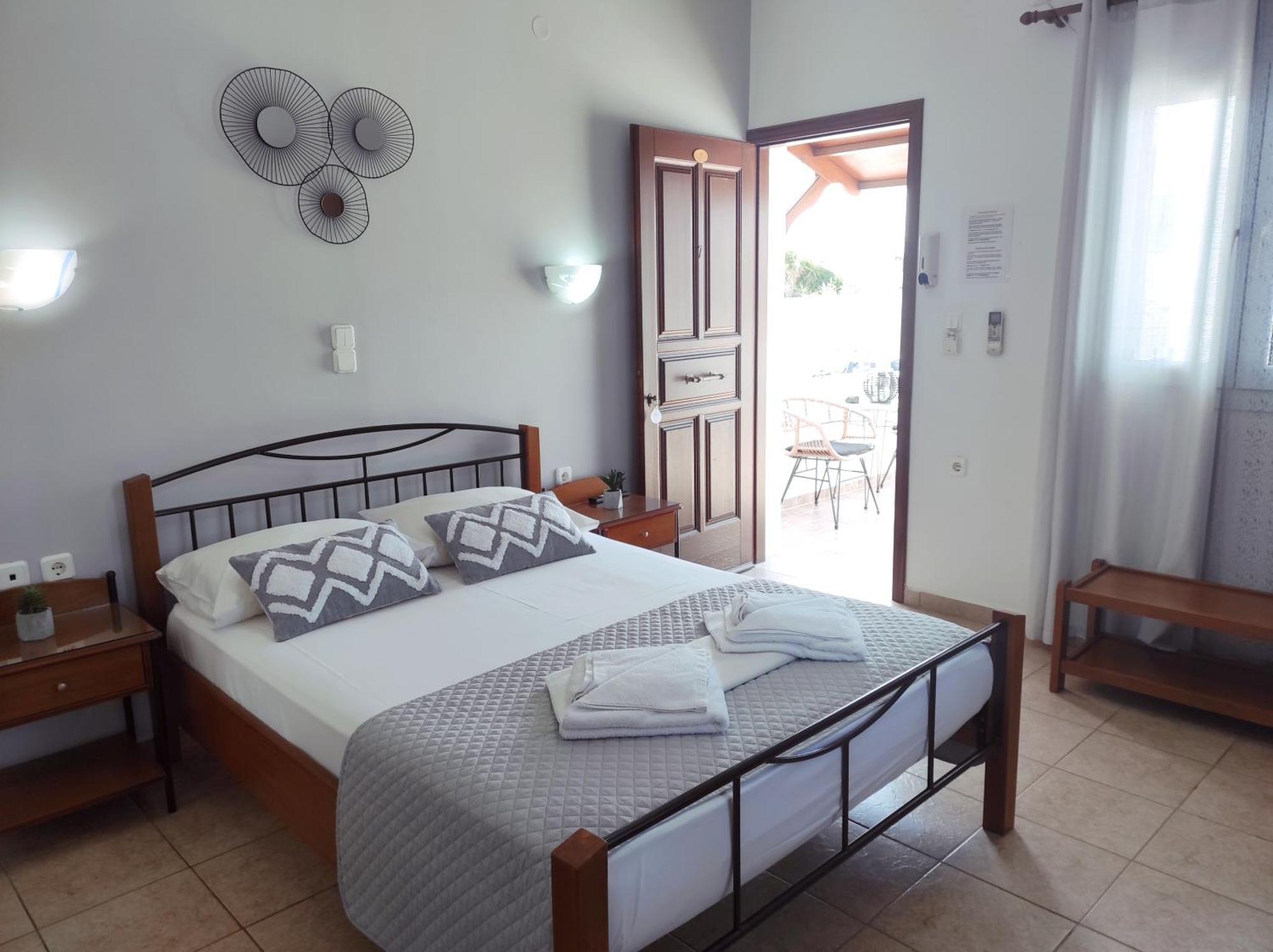 Vythos Apartment Adamantas  Exterior photo